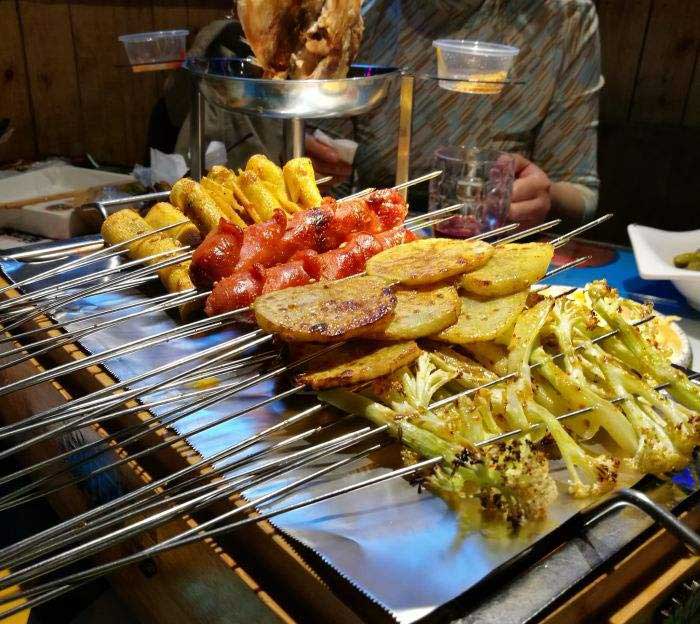 通海口镇音乐烧烤吧